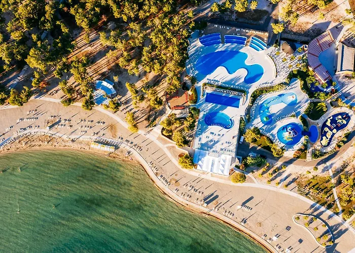 Zaton Holiday Resort Glamping Village * Nin