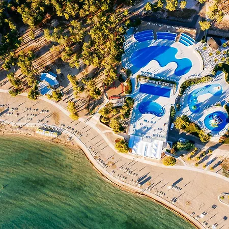 Zaton Holiday Resort Glamping Village * Nin