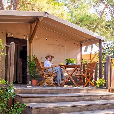 Zaton Holiday Resort Glamping Village Luksustelt
