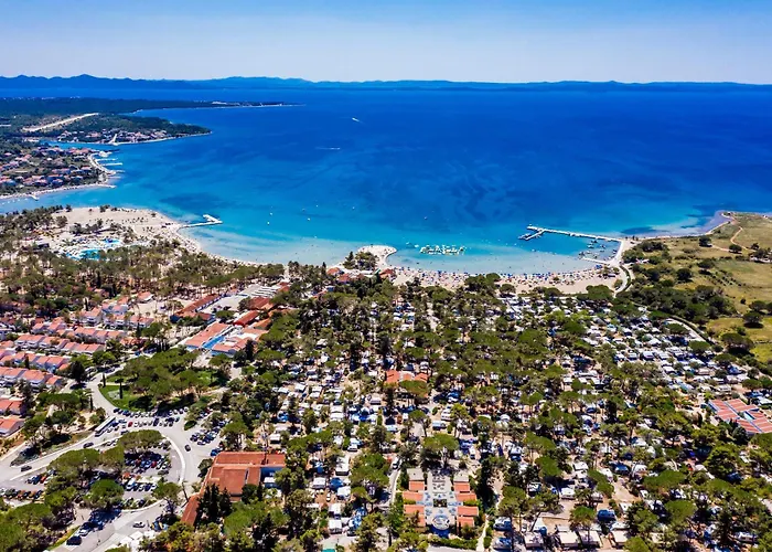 Zaton Holiday Resort Glamping Village 럭셔리텐트 *