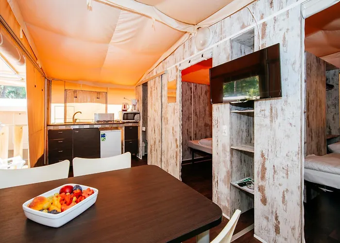 Luxe tent Zaton Holiday Resort Glamping Village Nin
