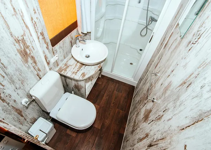 Zaton Holiday Resort Glamping Village 럭셔리텐트 닌